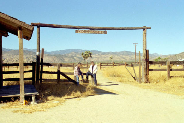 アメリカの西部劇映画で有名なok牧場に立ち寄り 北米縦断 原付二種の旅 157日目 Tripoo バイク 自転車 釣り日記