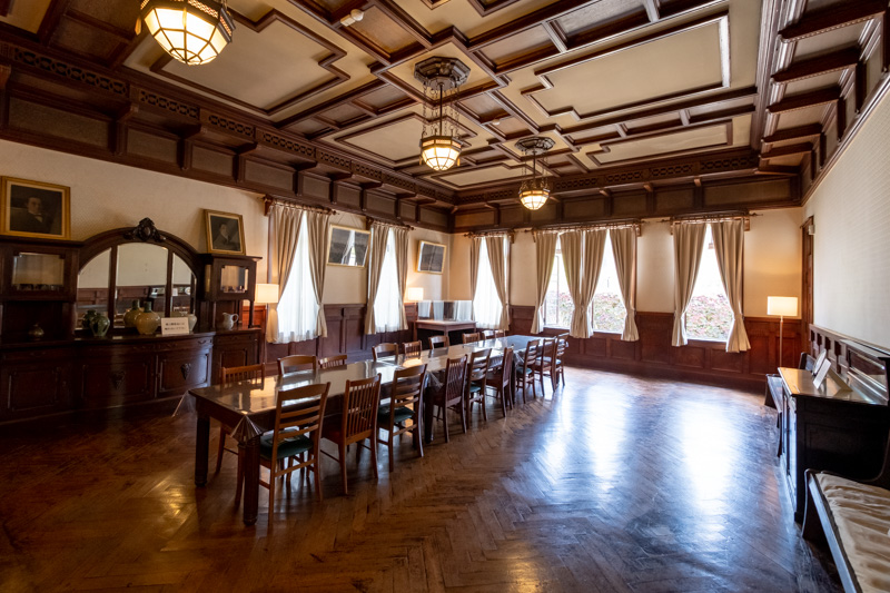 旧石川組製糸西洋館の食堂