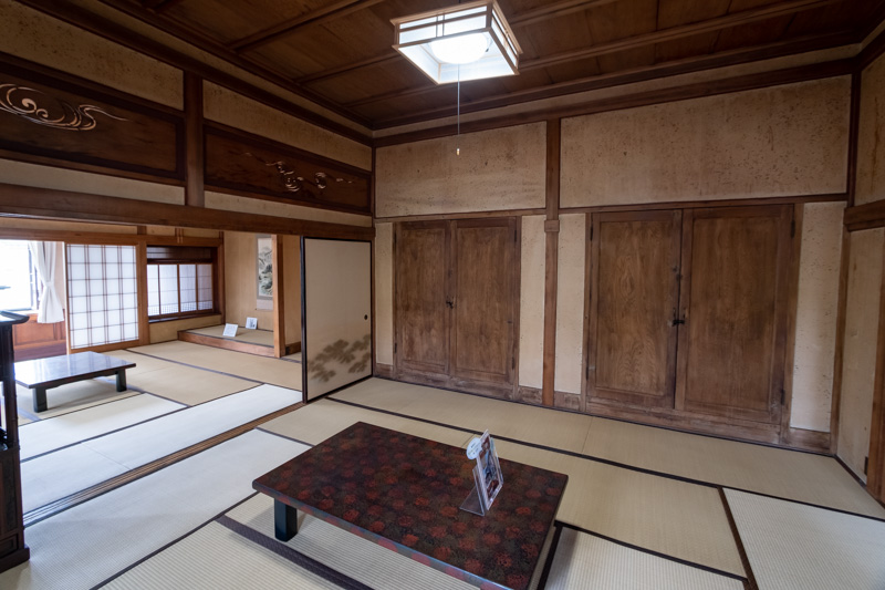 旧石川組製糸西洋館の和室