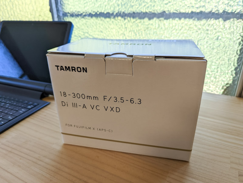 タムロン 18-300mm B061X