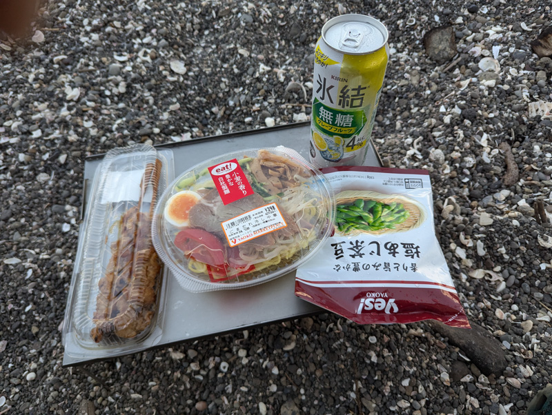 キャンプ飯