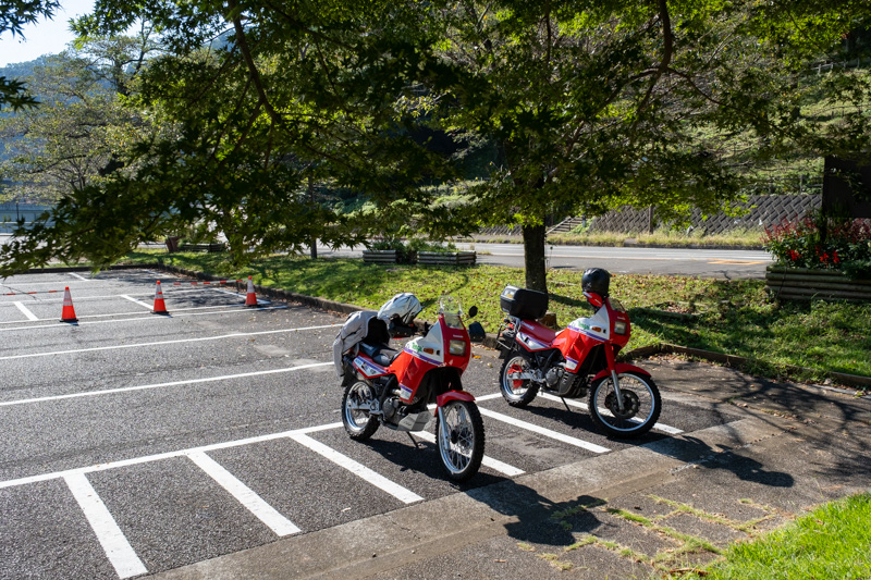 2台並んだカワサキ・天涯