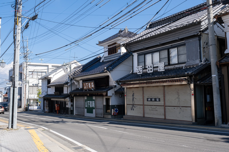 須坂の蔵のある町並み