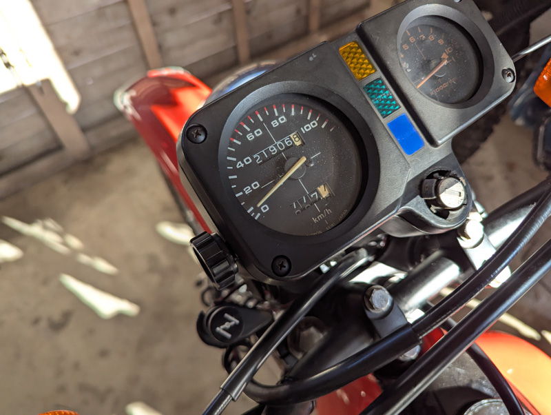 XL125S（200cc）のメーター交換