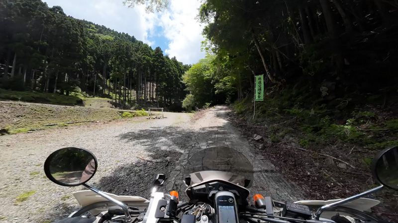 林道 滑沢線（静岡）の地図