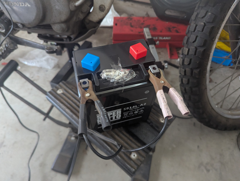 スーパーナットバッテリー