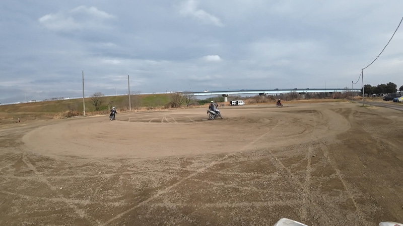 オフロードビレッジ