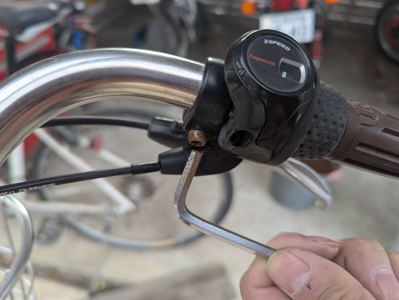 ブリジストン・ステップクルーズの変速ワイヤー交換