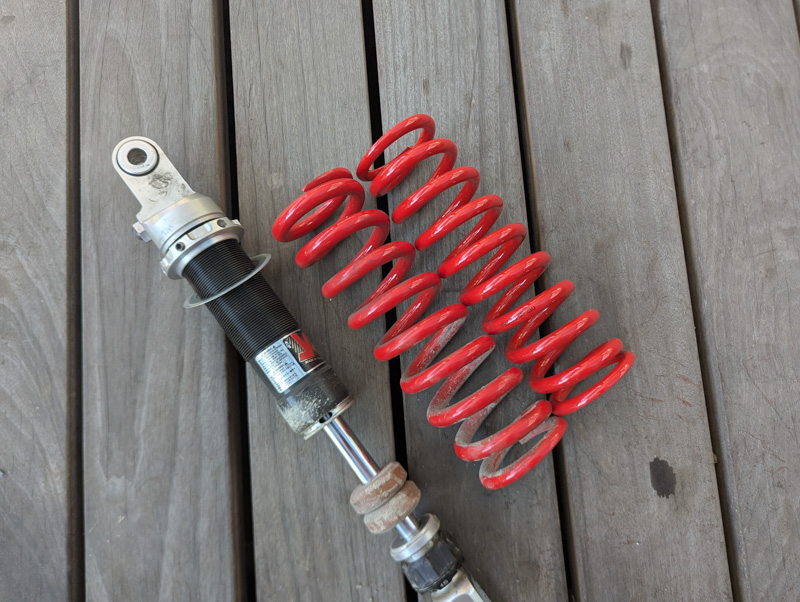 カワサキ天涯・リアショック交換